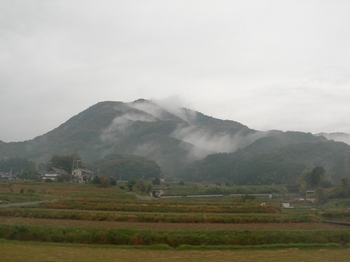 吉野詣(06)-2葛城の山並み.JPG