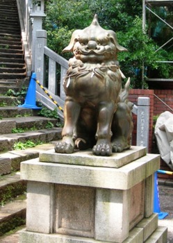 愛宕神社狛犬2.JPG
